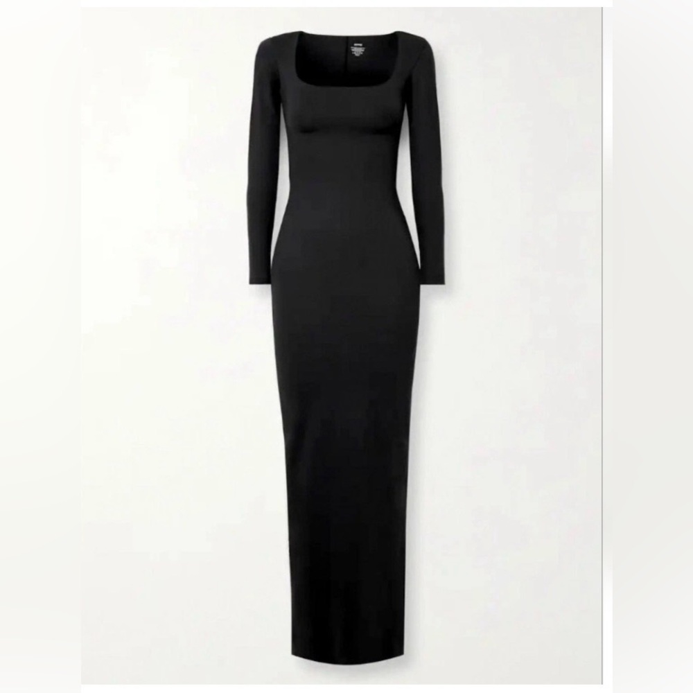 SKIMS Body long sleeve Black Onyx long dress